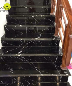 ĐÁ ỐP CẦU THANG ĐEN TIA CHỚP