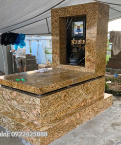 Đá ốp mộ granite màu vàng