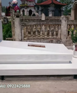 Đá ốp mộ marble màu trắng