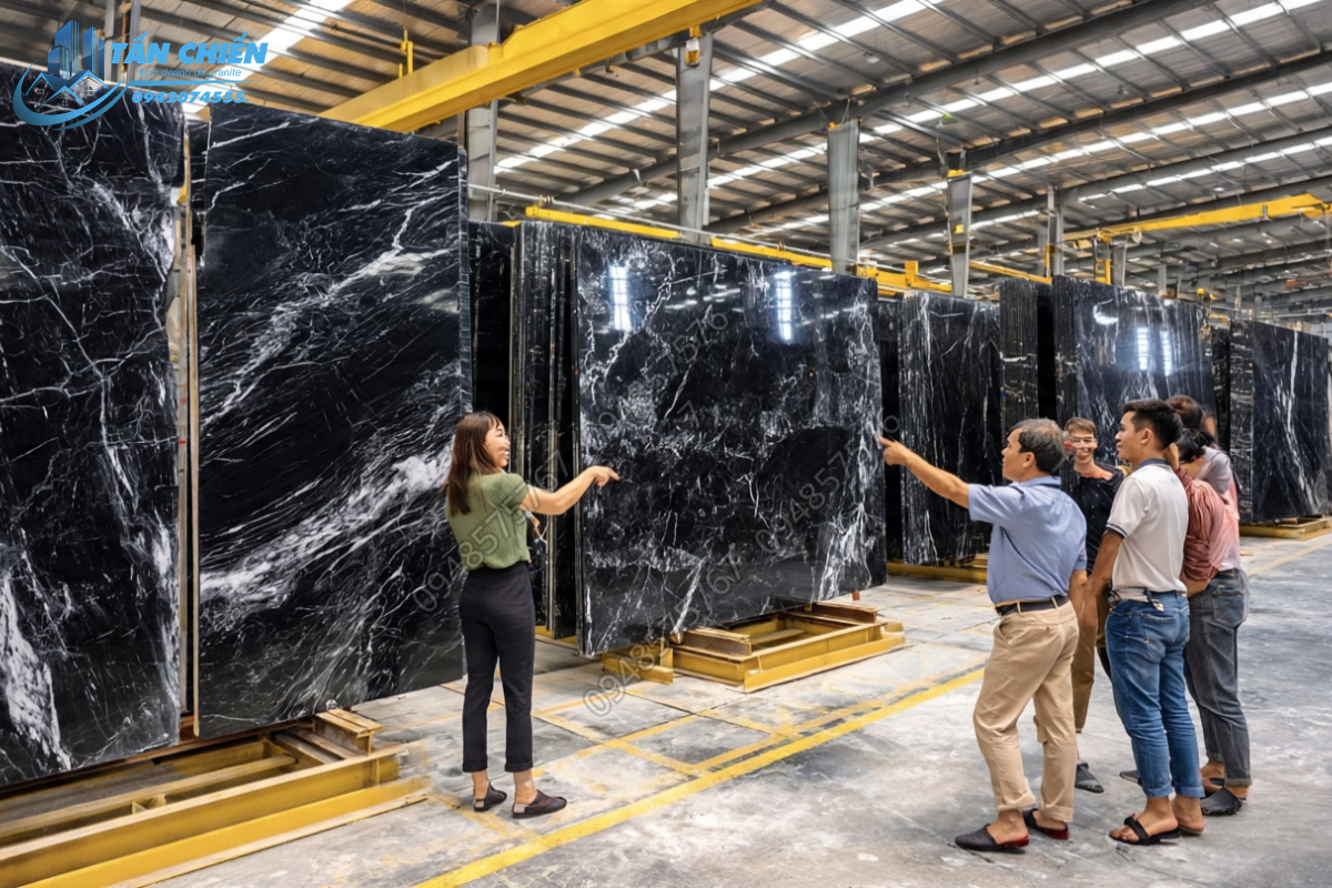 đá granite đen tia chớp