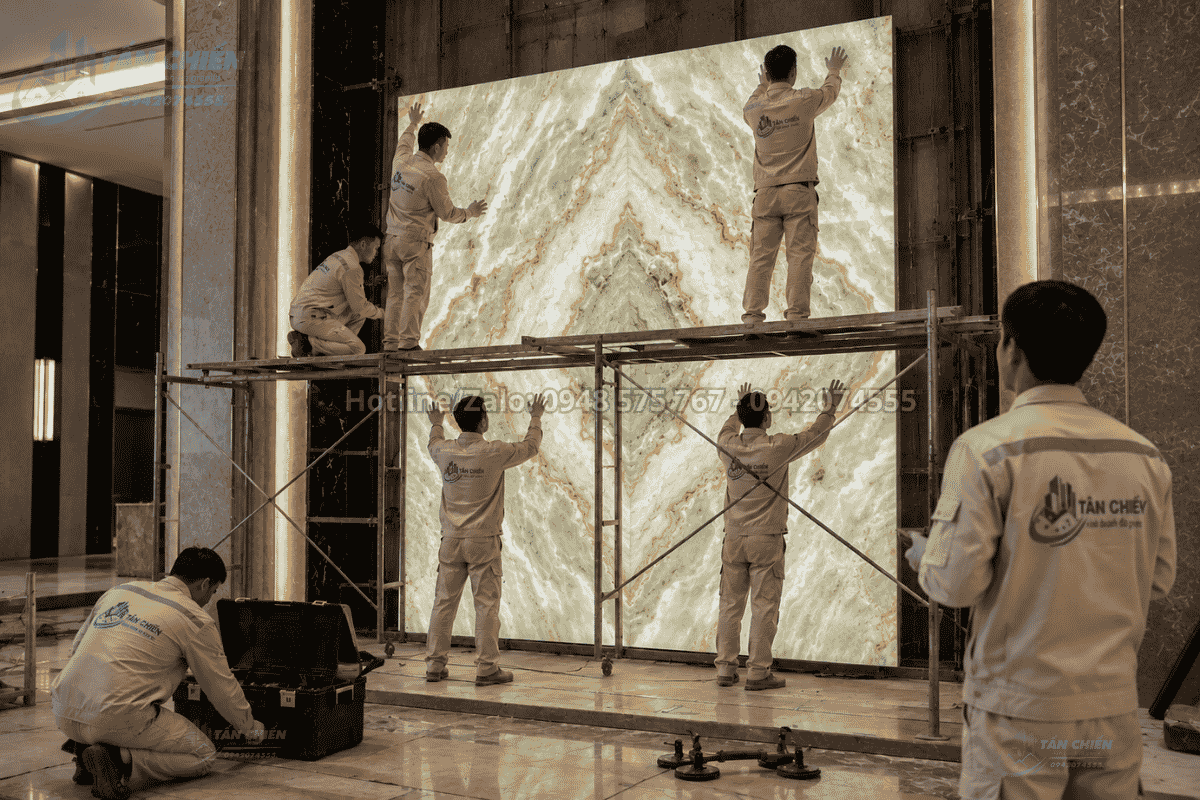 Nhiều mẫu tranh đá tự nhiên Onyx xuyên sáng nhập khẩu tại tổng kho đá