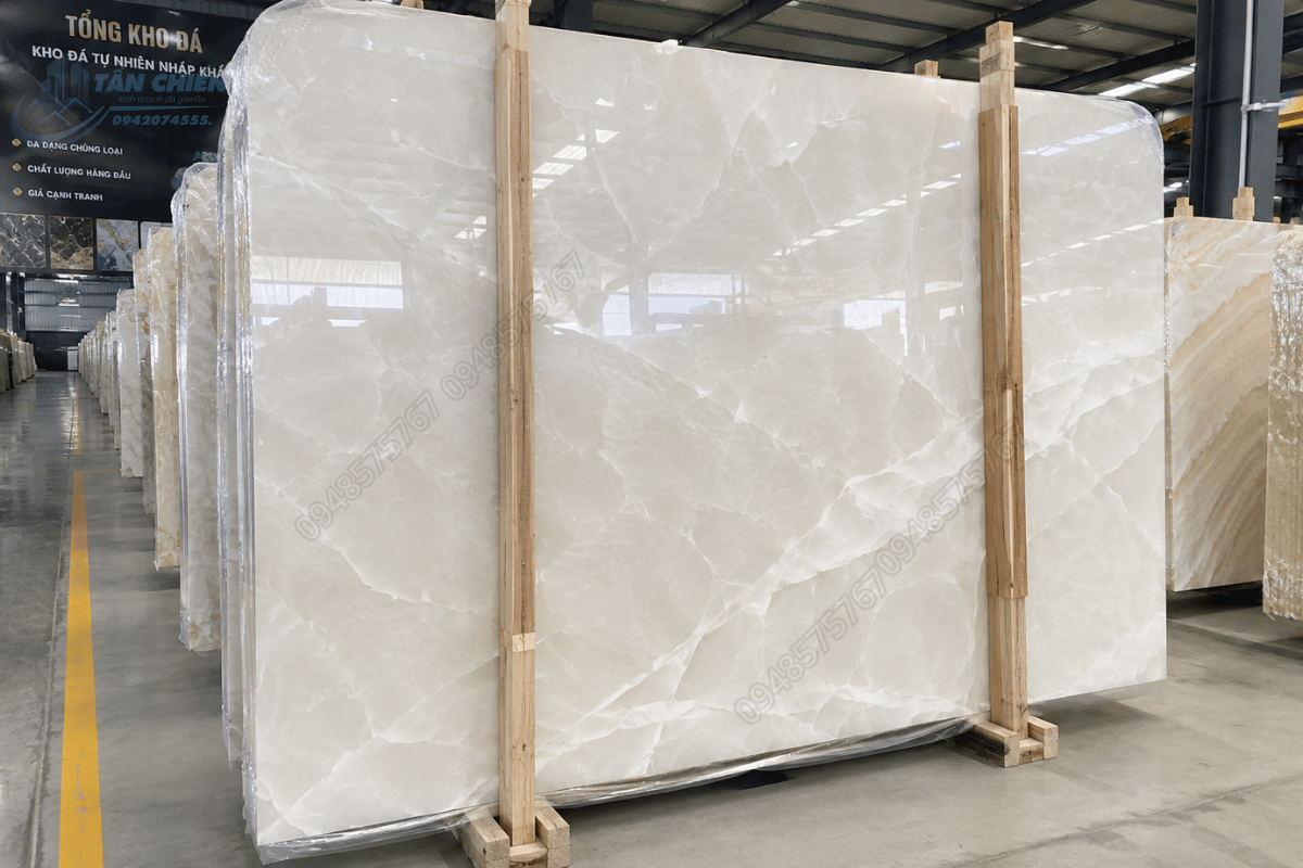 Phiến Mẫu Đá Onyx Trắng Pha Lê nhập khẩu khổ lớn tại kho