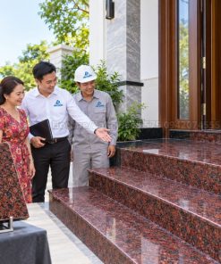 Đá đỏ Ruby ốp bậc tam cấp ngoài trời